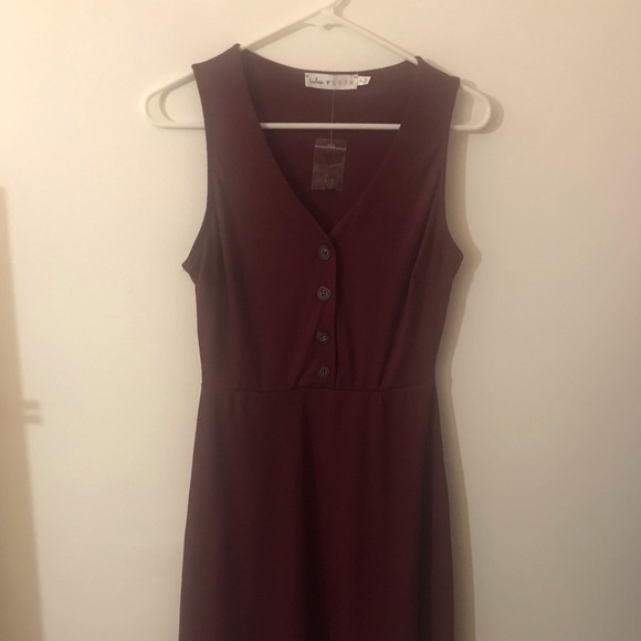 Burgundy dress - Picture 4 of 7